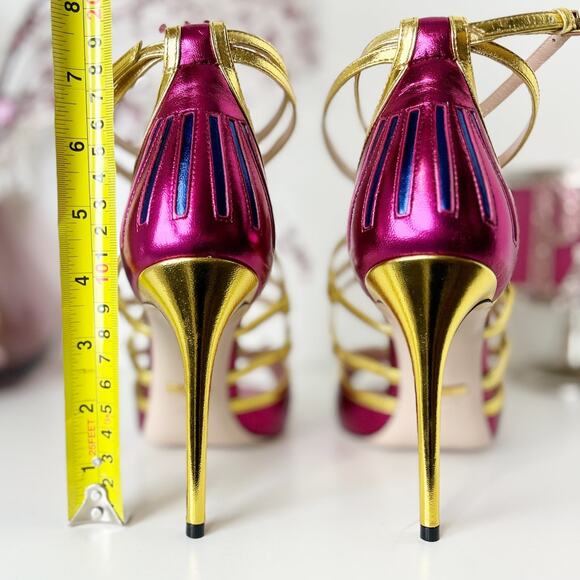 Gucci Tiger Head Metallic Pink Gold Leather‎ Strappy Heels 8.5 NWB Made in Italy - Picture 10 of 16